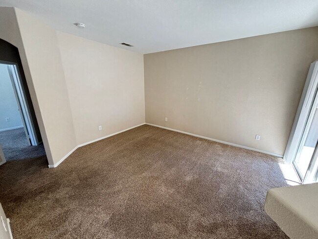 Building Photo - Gorgeous 2bed/2 bath condo in Southwest!