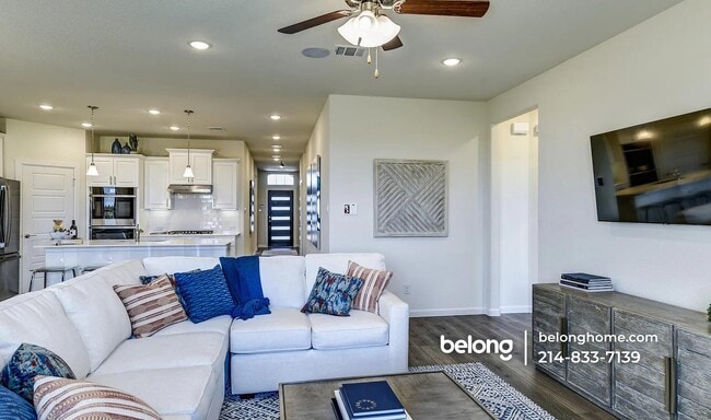 Building Photo - 422 Hazeltine Rd