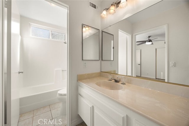 Building Photo - 532 S Westford St