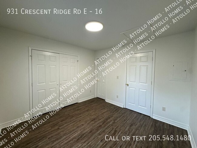 Building Photo - 931 Cres Rdg E Rd