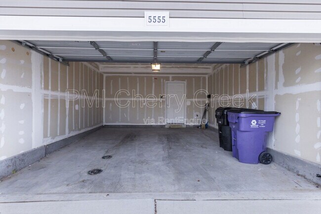 Building Photo - 5555 Kirk St