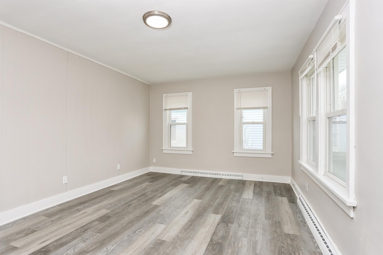 Building Photo - 1201 S 14th St