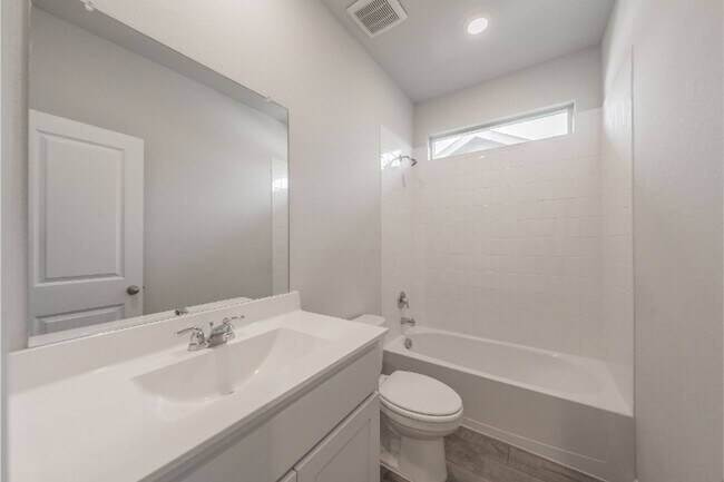 Building Photo - 8637 Centerboard Ln