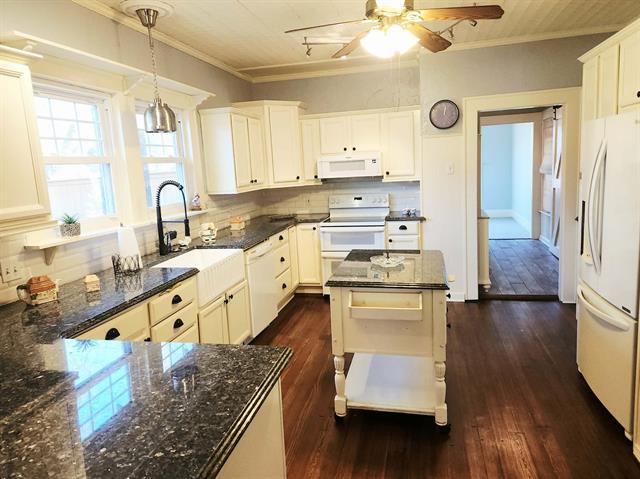 Building Photo - 708 N Rockwall Ave