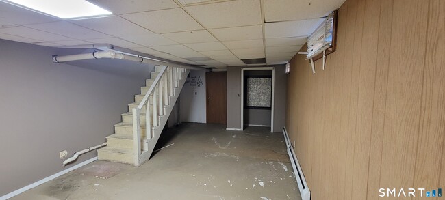 Building Photo - 408 South St