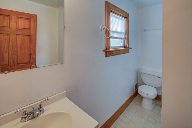 Building Photo - 1657 Elkton Rd