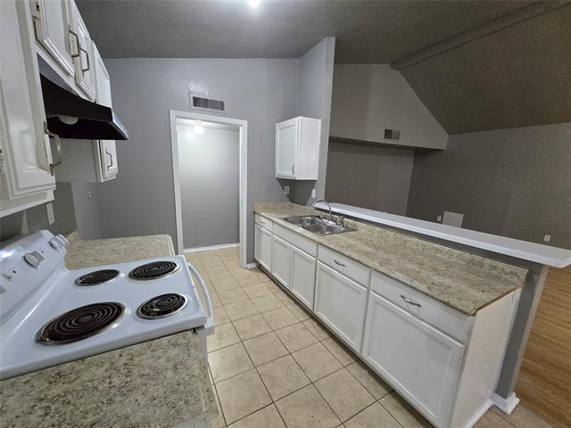 Building Photo - 9571 Gonzales Dr