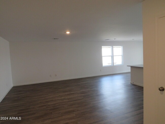 Building Photo - 1456 W Toltec Dr