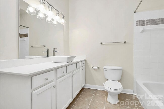 Building Photo - 450 New Bern Station Ct