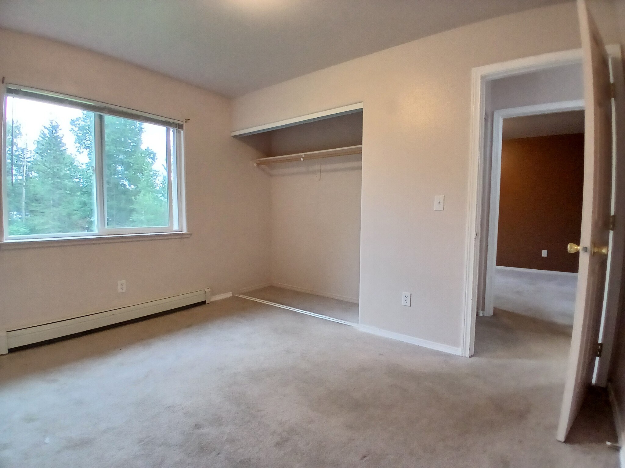 Left Bedroom - 320 E Victor Cir