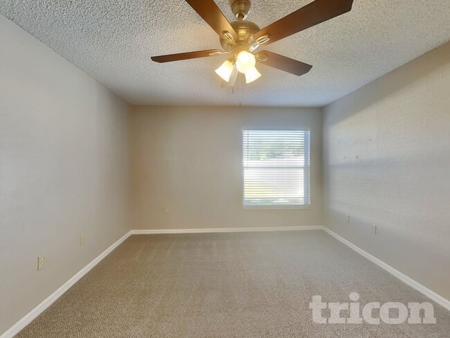 Building Photo - 6708 Shepherd Oaks St