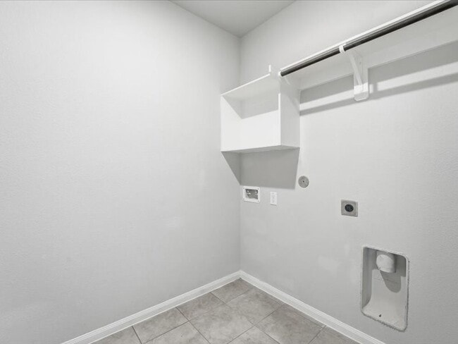 Building Photo - 10105 Waterwall Ln