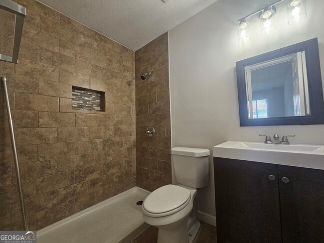 Building Photo - 2293 Lanier Pl