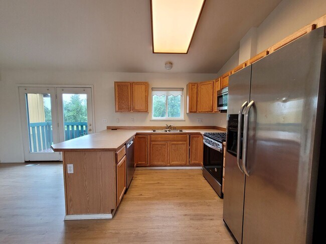 Building Photo - 1601 Waterwood Cir