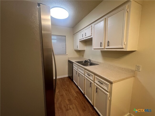 Building Photo - 1524 Shannon Cir