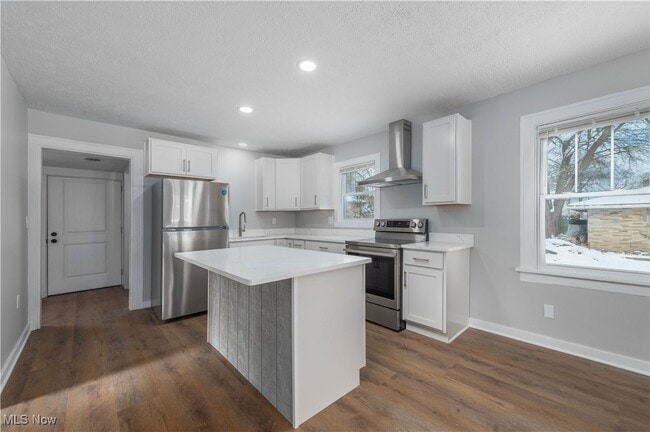 Building Photo - 218 Roxboro Rd