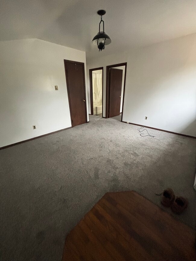 Building Photo - 368 Warner Dr