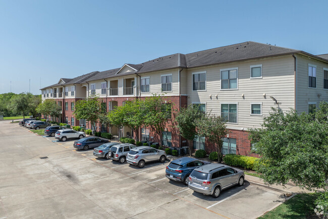 6105 W Orem Dr Houston, TX 77085 - Corinthian Village