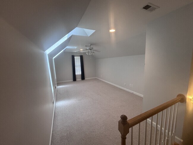 Building Photo - 90 Pine Vista Dr