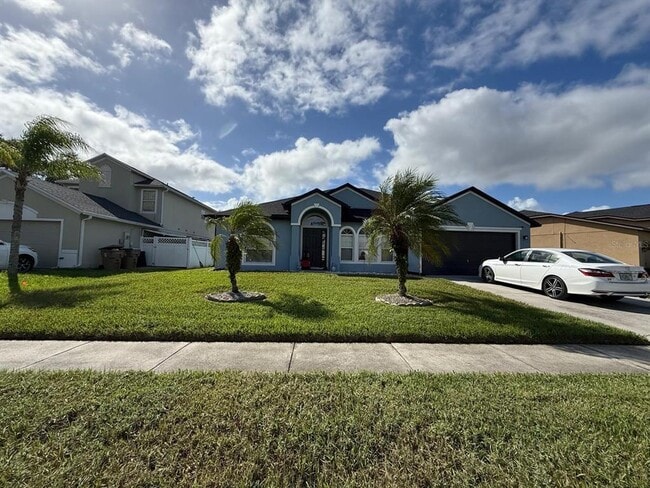 Primary Photo - 4706 Doral Pointe Dr