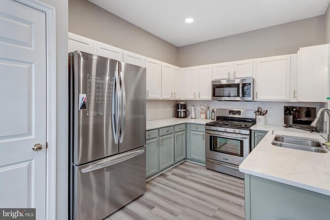 Building Photo - 14118 Carmody Pl