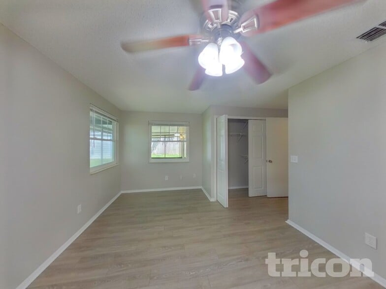 Building Photo - 1288 Bear Run Blvd