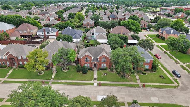Building Photo - 2116 Houlton Ln