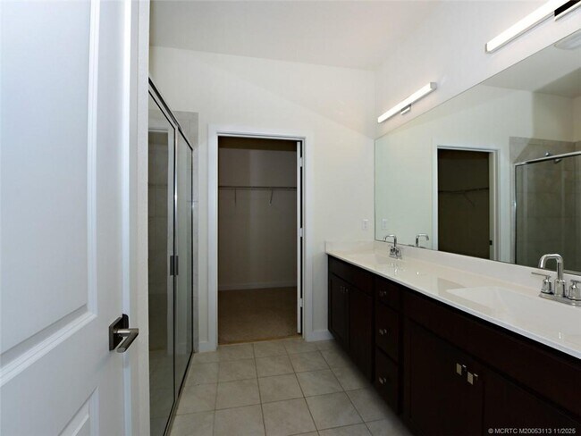 Building Photo - 4554 NW King Ct