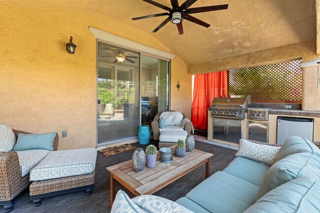 Building Photo - Spacious Mountain’s Edge Home with Den, Sunroom, 3-Car Garage & Private Spa Retreat