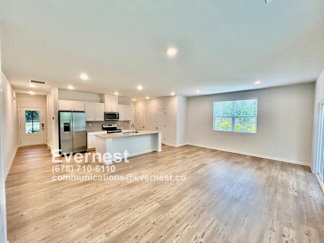 Building Photo - 5105 Sidney Square Dr