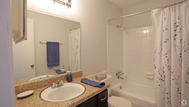 Interior Photo - Center Pointe Landings