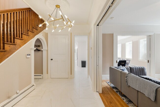 Building Photo - 64 Montebello Rd