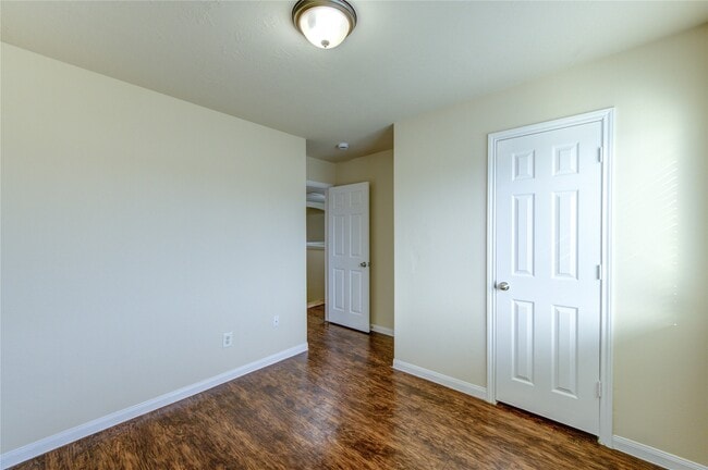 Building Photo - 15531 Kiplands Bend Dr
