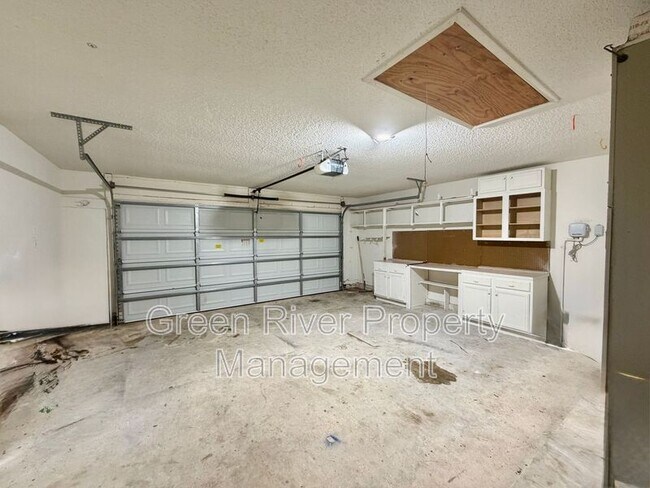 Building Photo - 1523 Quail Wood Ct