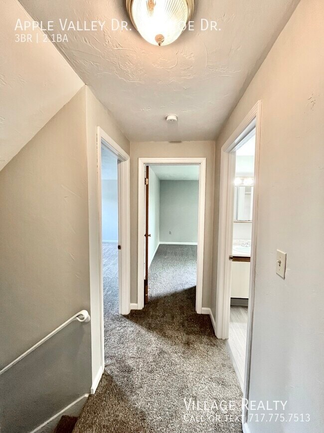 Building Photo - 914 Apple Valley Dr