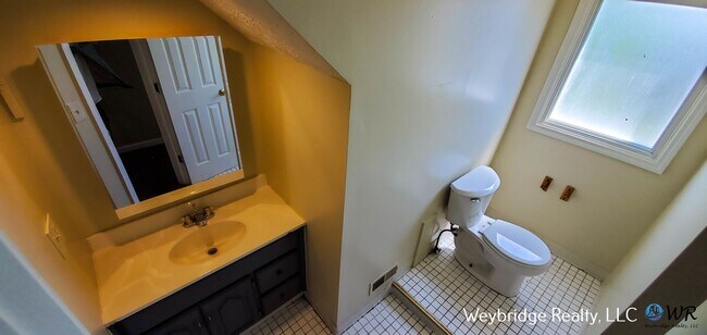 Building Photo - Liberty St W 4000