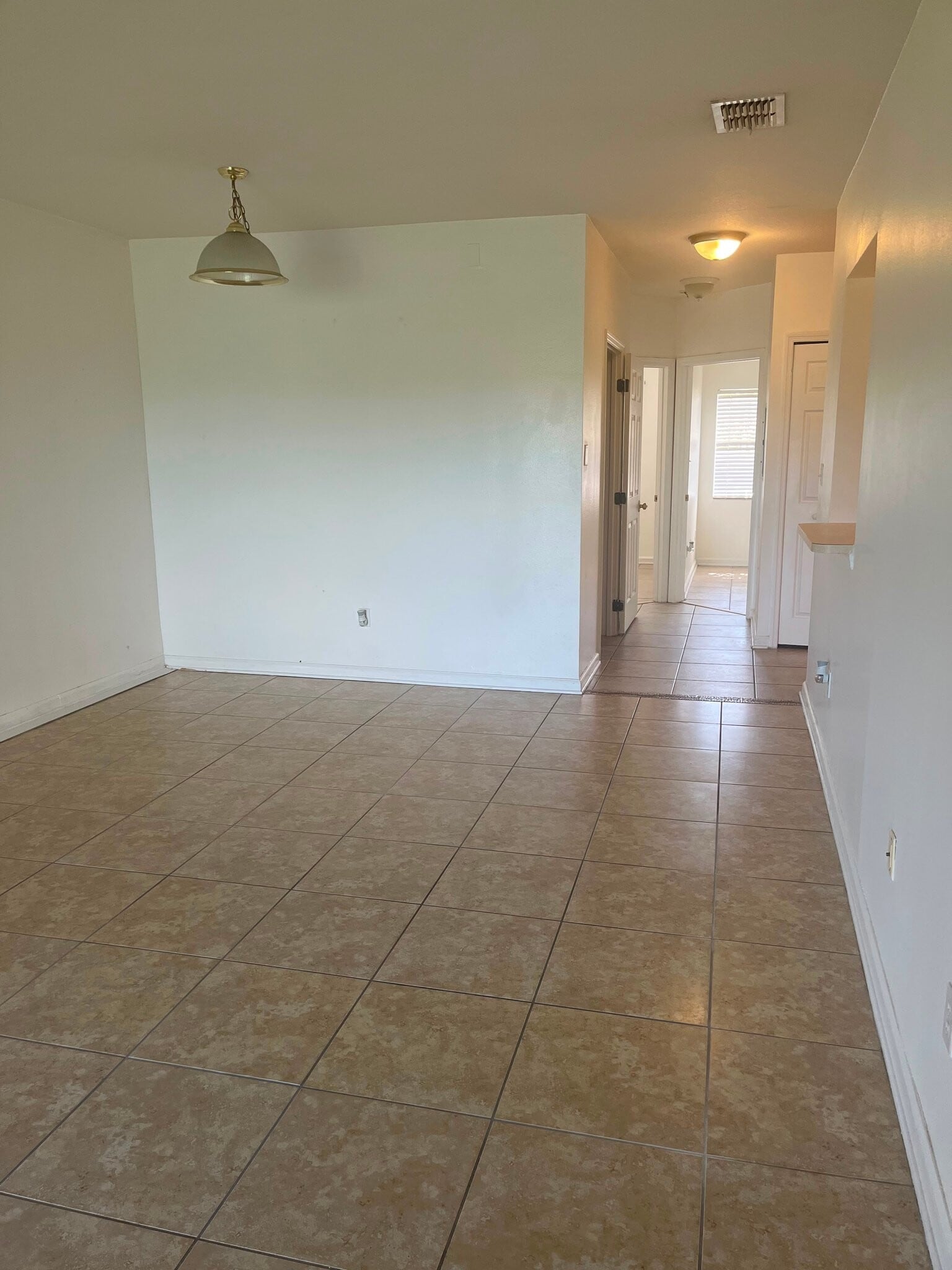 Building Photo - 522 Villa Del Sol Cir