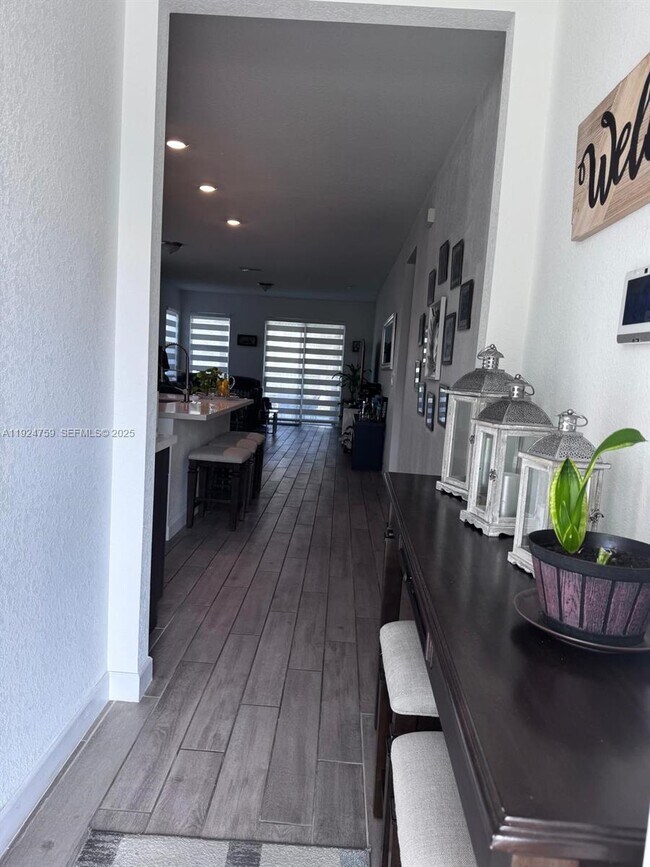 Building Photo - 13201 SW 269th Ter