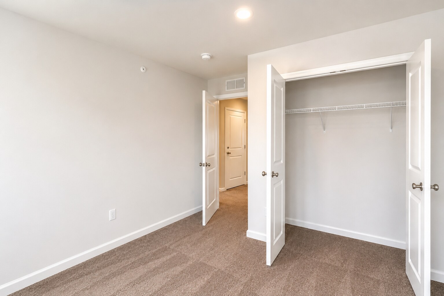 Building Photo - 210 Gress Rd