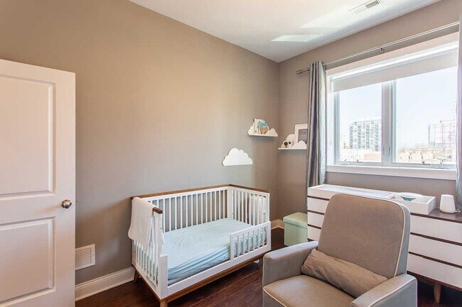 Building Photo - 1845 S State St