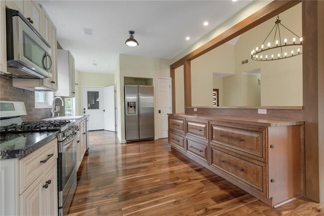 Building Photo - 475 Brown Thrasher Ct