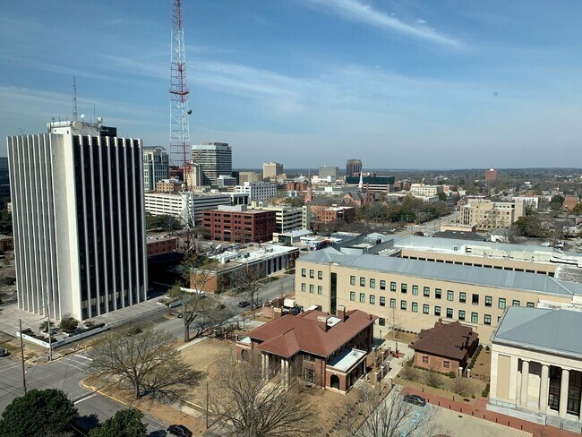 Building Photo - sp195