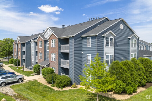 Building Photo - The Whitney Apartments