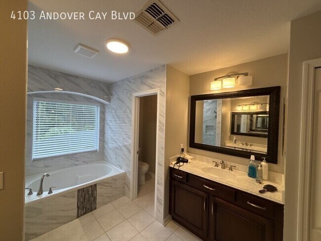 Building Photo - 4103 Andover Cay Blvd