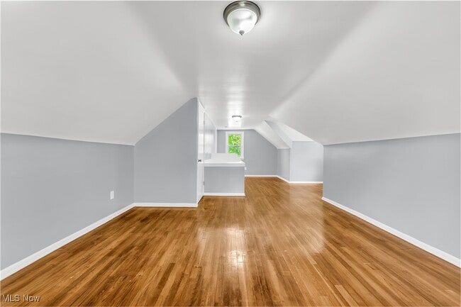 Building Photo - 135 Greencroft Rd