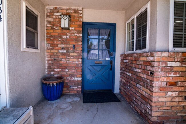 Building Photo - House for Rent in Redlands