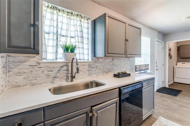 Building Photo - 4833 Harper Dr