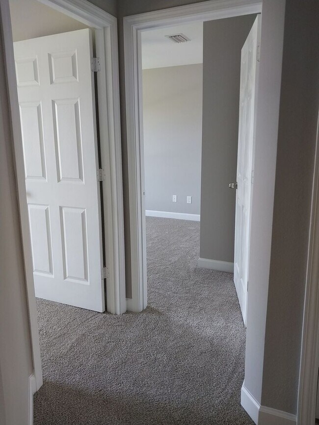 Building Photo - 255 Callaway Chase Ln