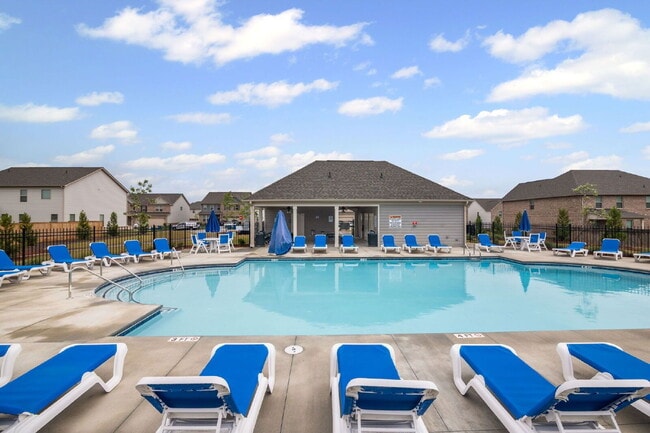 Building Photo - 2106 Cadenza Cir