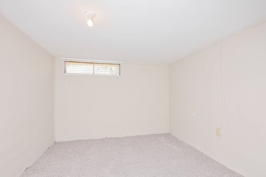 Building Photo - 2310 Mullanphy Ln